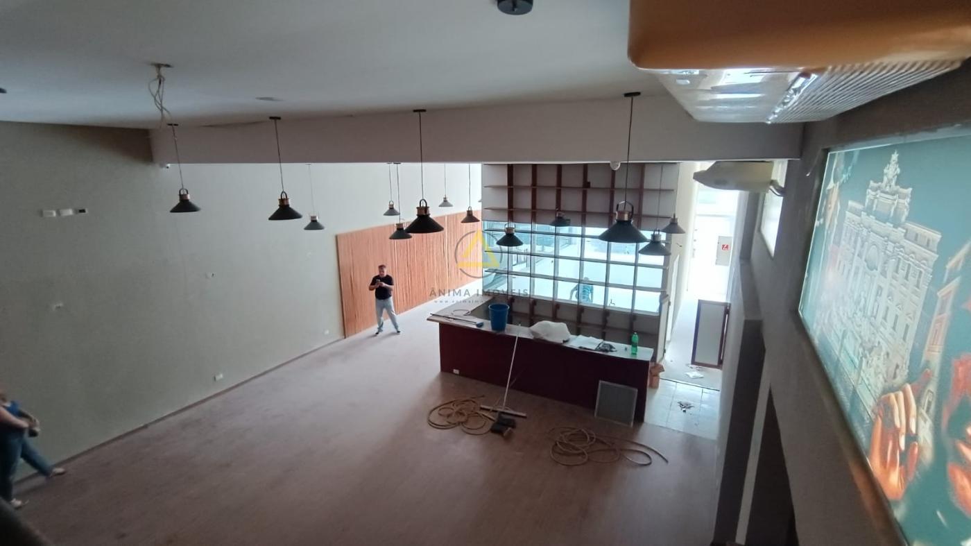 Sala-Conjunto, 265 m² - Foto 1
