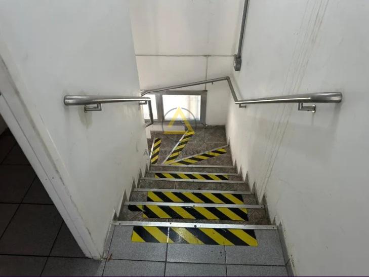 Prédio Inteiro - Foto 7