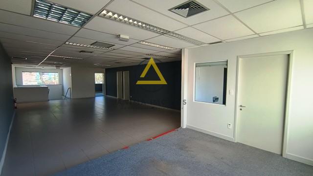 Prédio Inteiro - Foto 12