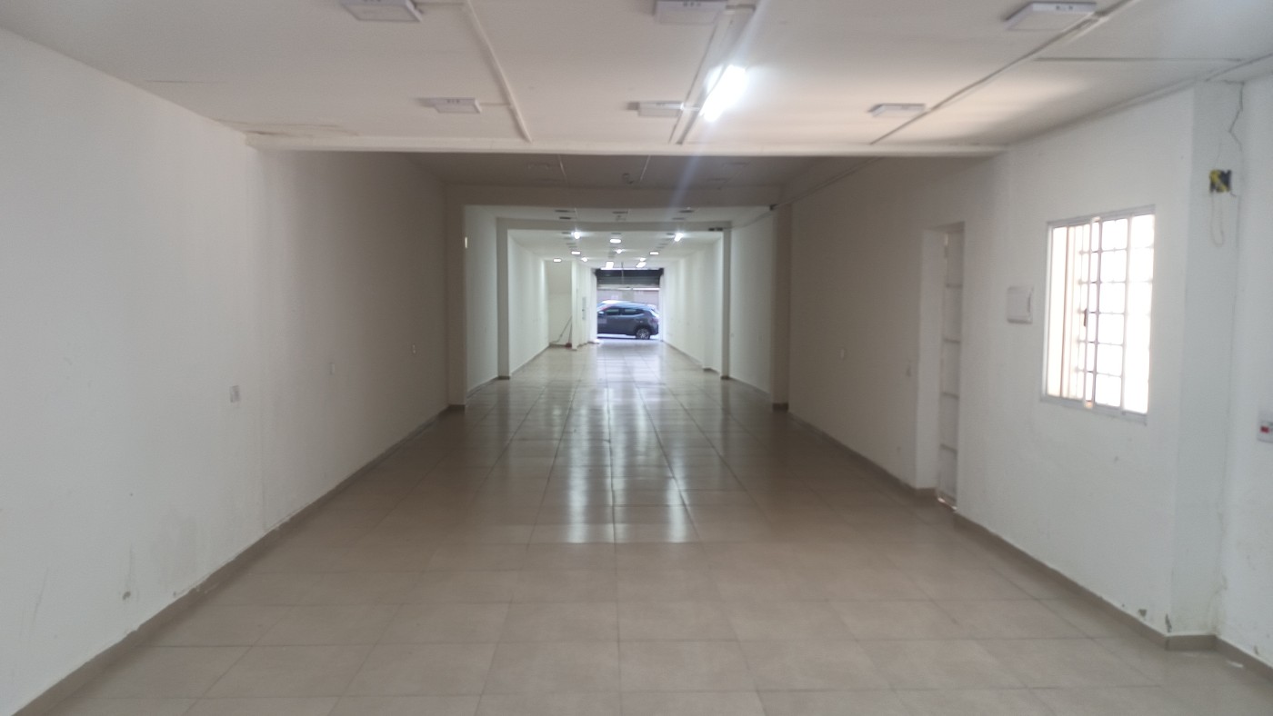 Loja-Salão, 250 m² - Foto 1